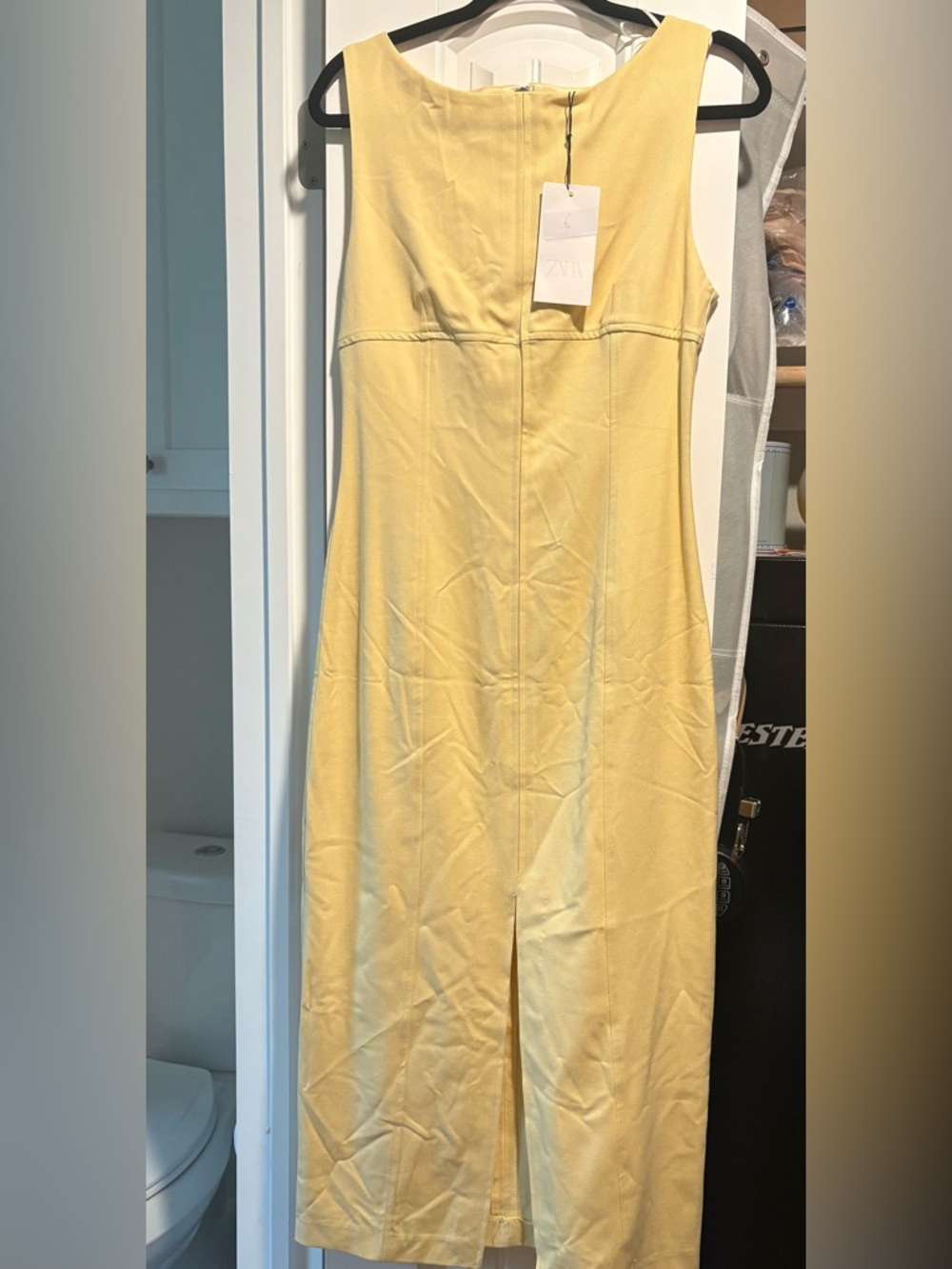 Zara Sleeveless Yellow Midi Dress with Front Slit - Picture 3 of 3